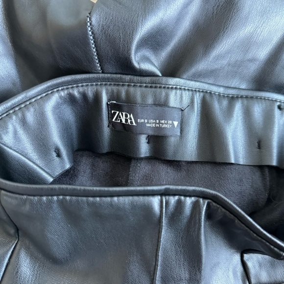 ZARA Black Faux Leather Skinny Leggings Small - Picture 4 of 4